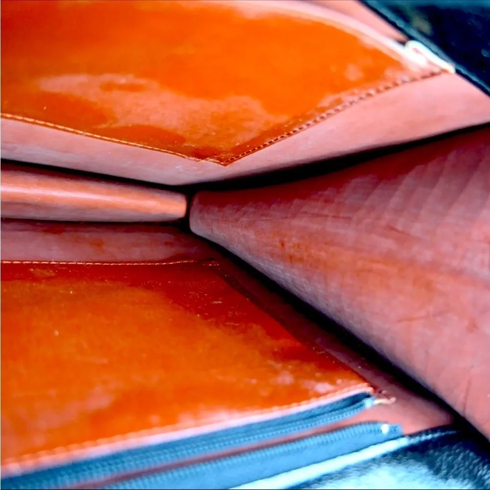 YVES SAINT LAURENT Vintage Shoulder Bag Leather Black w/cover bag P2407J602​​​ - Picture 15 of 16